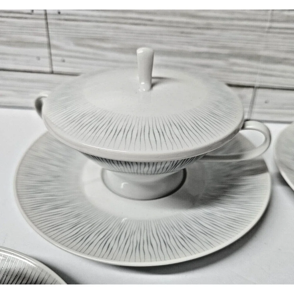 Rosenthal Continental R2225 Cream Soup Set – 4 Bowls with Lids & Saucers